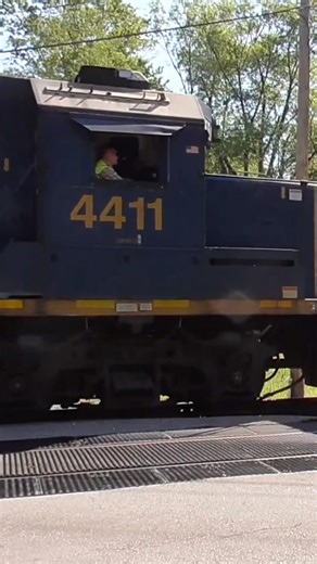 CSX L320-03 Local Freight Train Switching Lodi, Ohio 7/3/2025 Part 4 #shorts #csx #train #railroad