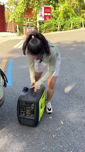 Best Outdoor Power Supply for Camping and Stalls