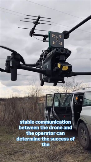 drones fpv and tech on Instagram: "The DJI M repeater is a element for conducting operations in combat conditions, where stable communication between the drone and the operator can determine the success of the mission. In such conditions, the standard signal can be unstable or lost altogether. This is where the repeater becomes a key tool that allows the drone to remain under control, transmit data in real time and perform tasks without interruption. The repeater provides an extended communicati
