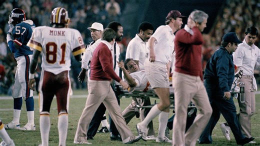 Redskins QB Alex Smith's broken leg brought back 'vivid memories' for Joe Theismann