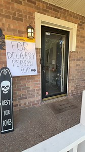 2M views · 1.3K reactions | My delivery driver never fails to entertain藍❤️ | Mister Stump | Facebook