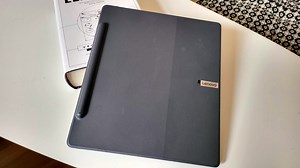 Lenovo Smart Paper – recenze tabletu pro čtenáře a psavce