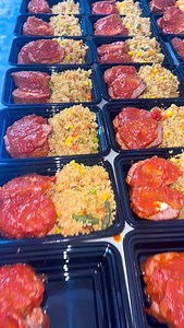 Meat loaf con quinoa y vegetales 🌯 ¡Prueba nuestros Burritos de Carnitas (Keto) y Revoluciona tu Estilo de Vida! 🌯 Área Metropolitana y Pueblos Cercanos 🚨 NUEVO MENÚ YA DISPONIBLE 🚨 ¿Cansado de comer siempre lo mismo? ¡Es hora de darle un giro saludable a tu rutina! 💥 ✨ ¿Por qué deberías probar nuestras comidas? ✨ * 💸 Ahorra dinero: Evita los gastos innecesarios, ¡y come bien! * 🥗 Comida saludable: Nutrición balanceada, sin ingredientes extraños. * ⏳ Ahorra tiempo: Nosotras cocinamos para