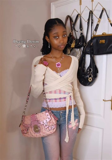 Part 2! The other bits I dyed and how I would style them now I like the colour better 💗 #dyeing #denimjeans #secondhandfashion #diy