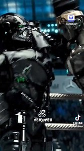 #UnaJoyaDelCine #GigantesDeAcero Atom vs Zeus | Pelea Final. Sinopsis: En un futuro no muy lejano, el boxeo es robótico: en los combates ya no se enfrentan seres humanos, sino sofisticadas máquinas diseñadas para luchar. Charlie Kenton, un antiguo púgil que casi llegó a alcanzar la gloria, está pasando una mala racha como promotor de combates, así que un día, tras encontrar un viejo robot desechado, decide entrenarlo. | Spoiler a la Vista