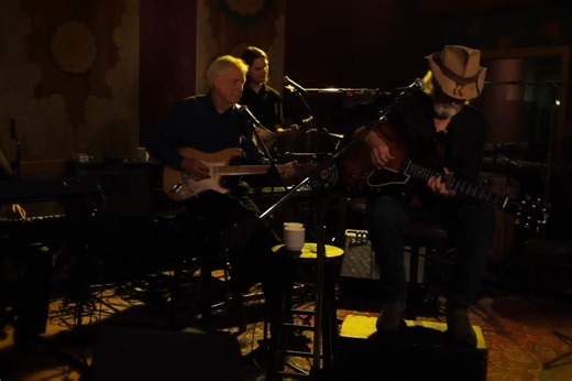 41K views · 1.8K reactions | Don Williams – Sing Me Back Home... Click to play full song: https://bestoldsongs.timelesstracks.org/cmh-don-williams-sing-me-back-home/?utm_source=facebook&utm_medium=hreel&utm_campaign=bestoldsongsforeveryone | Best Old Songs For Everyone | Facebook