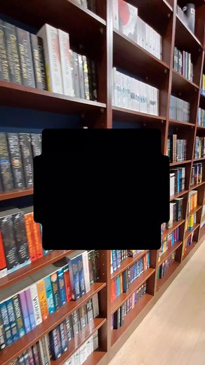 And just like that, another year has come and gone!🎉 In 2024 I joined 2 bookclubs, made a community of bookish besties, FINALLY started a Booktok and Bookstagram account, and kick started my Book Girl Era📚 I can't wait to see what 2025 has in store! Here's to many more fabulous memories and adding to my never ending TBR🙈 May 2025 be the year that all of your dreams come true!✨️ Goodbye 2024, Hello 2025👋 #books #booktok #booklover #reading #reader #bookaddict #bookish #booknerd #fantasybooks 