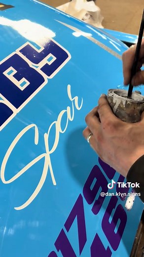 Custom Signwriting for Racing Cars