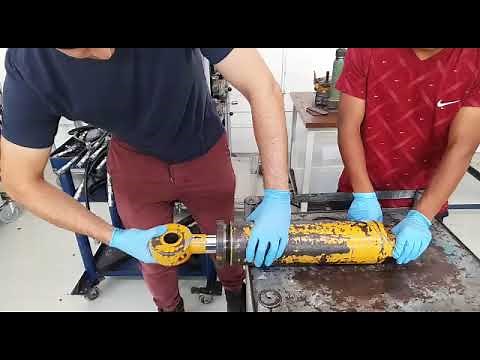 Desarmado del cilindro hidráulico