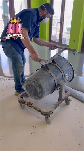 CTS | Rapid Set Cement on Instagram: "In the middle of this chilly winter… we’re thinking about warm breezes and ocean views. 🌴 Ben Wolf of Grey Wolf Designer Concrete & Coatings shared this awesome install of TRU® PC Gray at an oceanside restaurant on Harbour Island, Bahamas, and the finished floor looks right at home in the gorgeous scenery. Smooth placement. Long-lasting results. Good times! Thanks for the great work (and footage) Ben! 👏 #rapidset #flooring #bahamas #contractor #concrete"