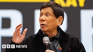 Rodrigo Duterte: Philippines ex-leader on plane to the Hague after arrest