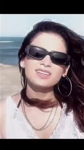 video məzəçün paylaşılmışdır #Azerbaijan #ayaprima #diva #shorts #beniöneçıkar #funny #fy #keşfet #F