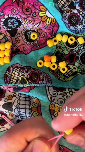 Lil #duck #tutorial for you all! #kandikid #kandiduck | how to make kandi duck