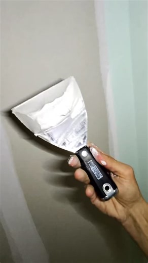 Tmak Taping on Instagram: "@prctaping Techno-logia. . . #drywallfinisher #drywall #coating #mud #construction #renovation #homeimprovement #tools #drywallnation #business #finisher #entrepreneur #howto #diy #tutorial #reels #foryou #fyp #satisfying #cgc #usg #sheetrock #menatwork #jobsites #trollclothingcompany #drywall #asmr #fyp #prctaping #skilledtrades"