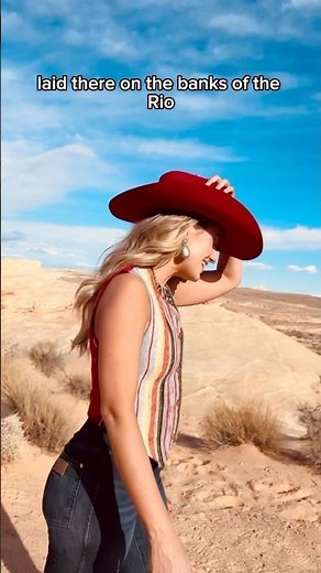 In that little border town 🌄 #somewhereoverlaredo