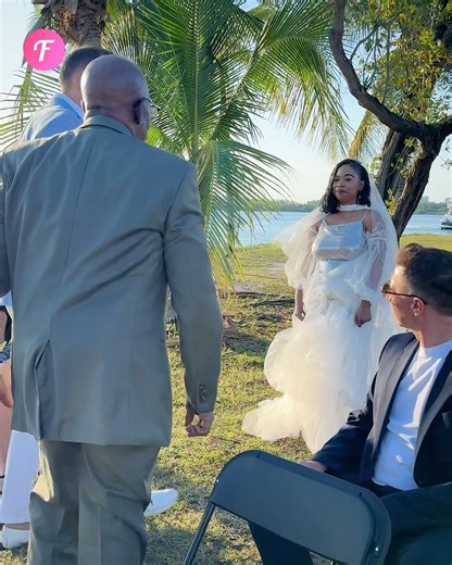 42K views · 203 reactions | Touching Moment: Bride Chooses Father | Fabiosa UK | Facebook