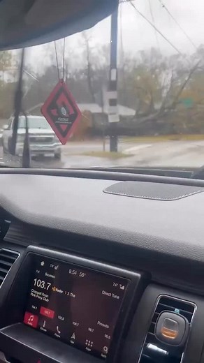 Storm damage in Mt Olive this morning… video from Brittany Shoemake | James Spann