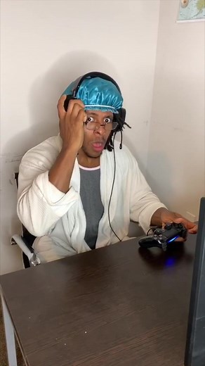 I’m tired of my mom playing my PS4 bro‼️😭 @theblacktrunks #comedy | Funny Mom TikToks