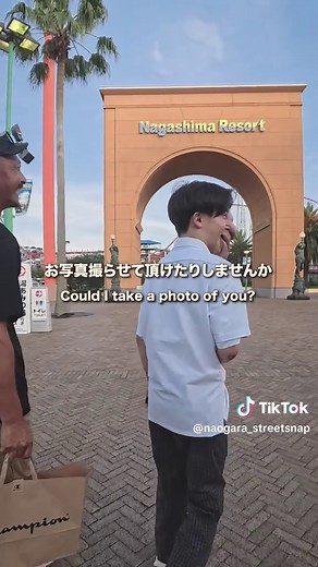 レックリングハウゼン病のこんじ君手術頑張れ！！ 三重県にて素敵な親子に出会いました。 撮影ご協力ありがとうございました！ 応援してます！そして、この病気がひとりでも多くの人に届き知るきっかけになりましたら幸いです。 ⁡ なおがら ⁡ #streetphotography #ストリートスナップ #stretsnap #レックリングハウゼン病 #japan