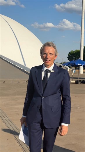 Embaixada da França no Brasil on Instagram: "🇧🇷Acompanhem o embaixador da França no Brasil, Emmanuel Lenain, nessa retrospectiva da temporada França–Brasil, cuja programação está a todo vapor! 🇫🇷🇧🇷✨ 🌎 Mais de 300 eventos, encontros e trocas que celebram a amizade entre França e Brasil, a criatividade e o futuro. Uma jornada cultural e científica que já conquistou o Brasil — e ainda reserva muitas surpresas! 🎭🎶📚 Não percam! 🇫🇷Suivez l'ambassadeur de France au Brésil, Emmanuel Lenain,