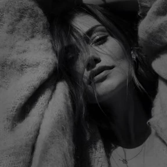 يالي مكنتش يوم حاسس بحـالي #قديمك_نديمك_ذكريات🌹🌹 #fypシ #trending #اكسبلوررررر