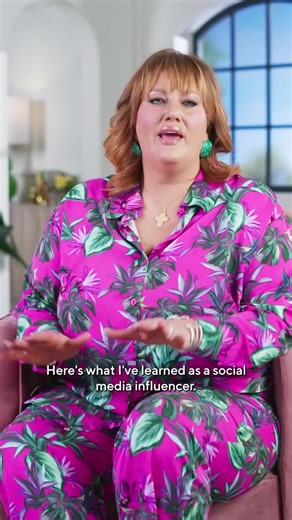 ✨Today's the day!✨ Do you recognize this face from TikTok, or when she came to QVC for our Master Beauty Class back in 2023? Welcome back, Brandis Bradley!❤️ Brandis, a lifelong QVC customer, is BACK at QVC & even better, with her own fashion brand, dedicated to and created for women within her community and now YOU. Meet, BRANDIS - Dress Out Loud. 👏 Join Brandis as she brings on the confidence and the color of this curve-friendly collection created especially for QVC. Shop the collection on QV