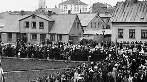 Today we celebrate a centenary of Icelandic independence and sovereignty. Watch this video to learn about the 100 year history of Icelandic sovereignity and how Iceland became an independent nation. | Inspired by Iceland