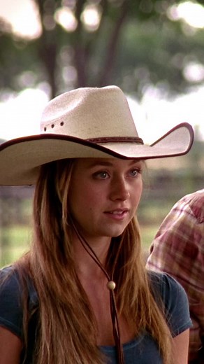 Amy is all ears.👂🐴 #heartlandoncbc #amyfleming #lisastillman #S01E03 | heartland