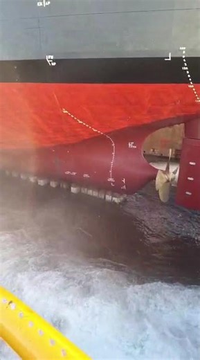 Flooding the Dock for Undocking — Precision, Safety & Speed in Action