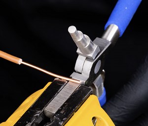 99K views · 135 reactions | Verbinden Sie Ihre Kabel mit diesen Tricks für sicherere Verbindungen | 5-Minuten-Tricks für Männer | Facebook