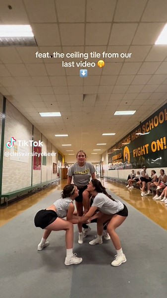 switch ups 🤩 #varsitycheer #uca #ucacamp #cheercamp2023 #fnl #ucanationals #stunts #foryoupage #viral #cheerleading #ucacampdance #cheercamp