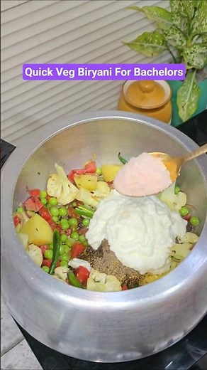 Quick Veg Biryani in Pressure Cooker | Easy & Fast Recipe, Ready in Minutes | Veg Pulao in Cooker