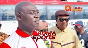 Royal motivation for Kotoko as Bantamahene and Manhyia Chief of Staff visit the team ahead of Super Clash #AkomaSports #Kotoko | Akoma 87.9 FM