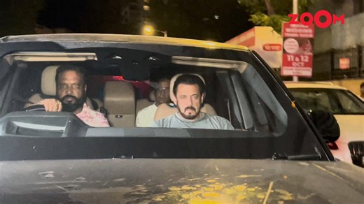 Three-time MLA Baba Siddique was tragically shot dead by three attackers in Bandra East on Saturday evening. Bollywood celebrities, including #SanjayDutt #ShilpaShetty with her husband #RajKundra #SalmanKhan and #ZaheerIqbal were seen visiting Lilavati Hospital to pay their respects. The shocking incident has left the entertainment and political world in deep grief as they come together to honor Siddique's memory during this difficult time. #zoomtv #babasiddique #babasiddiquedeath #babasiddiquen