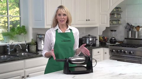 Hamilton Beach Flip Belgian Waffle Maker with Non-Stick Removable Plates, Browning Control, Drip Tray, Stainless Steel (26030)