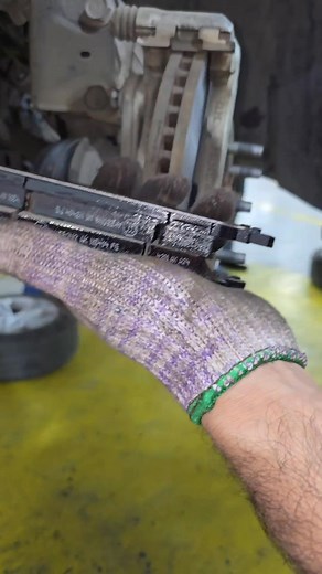 Ford Taurus front brake service install new brake pads #auto #car #mechanic #automotive Quick Auto Fix | Quick Auto Fix | Facebook