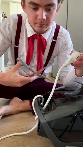 Fix cable tangles with one smooth move