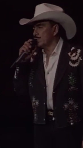 Llorar, una joya en la voz de #Lucero y vuelve a su origen en la voz de su autor, #JoanSebastian