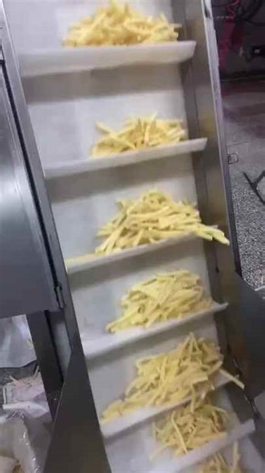 Moxin Electric Continuous Conveyor Belt Frying Production Line New Condition Nachos Doritos Chips Frying Machine