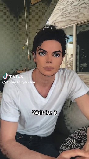 Fabio Jackson and Ana Lyrio Comic Book Look