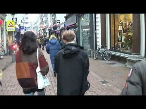 short Wedge bob haircut