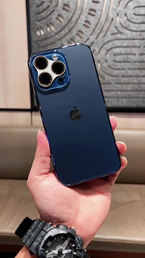 Hermosa funda azul para iPhone: Estilo y Protección