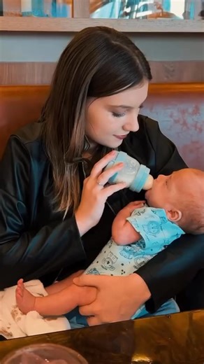 Lucas Borbas, marido de Isabel Veloso, pediu respeito entre os familiares após declarações do pai da influenciadora sobre suposta negligência do hospital onde ela estava internada. Nos stories, Lucas escreveu que espera 'respeito de ambas as partes da família'. O corpo de Isabel deve ser cremado na tarde deste domingo, 11. #Notícias #Famosos #Brasil #Televisão | TrueNow