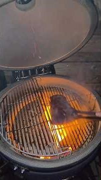 Bavette steak, krachtig en karaktervol — gegaard op de KEIJ Kamado Large voor maximale smaak