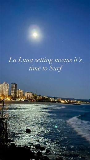 57 reactions · 7 comments | Full moon setting and the Sun rising. It's time to surf. #fullmoon #sunrise #thepresentdaywisewoman #surfislife #womenwhosurf #greenmount #coolangatta | Jennifer Jefferies | Facebook