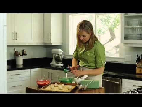 How to Make Caterpillar Cupcake Pops | Pottery Barn Kids