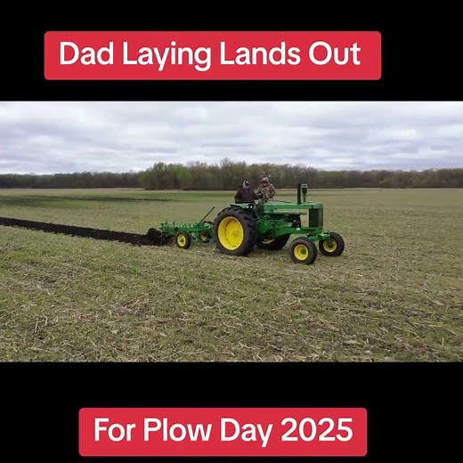 John Deere 720 Two-Cylinder Diesel #tractor