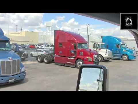 Split breaks/ PLEASE hit brakes to on coming traffic/how to avoid accidents (79) #truckdriver