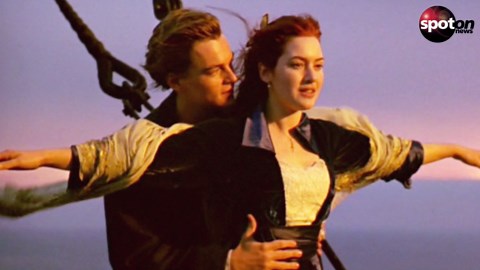 New statue of Donald Trump and Jeffrey Epstein appears