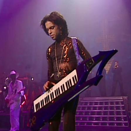 What Jimmy Jam learned from Prince when using synthesizers. From Episode 94 of the Go With Elmo podcast: Jimmy Jam Filmed at the Abundance Institute event “Creative Frontiers” #WeLive2GetFunky 🎹🥁🎸🎵🎼🎶🔥 #RememberingPrince 💜☔️ | We Live 2 Get Funky